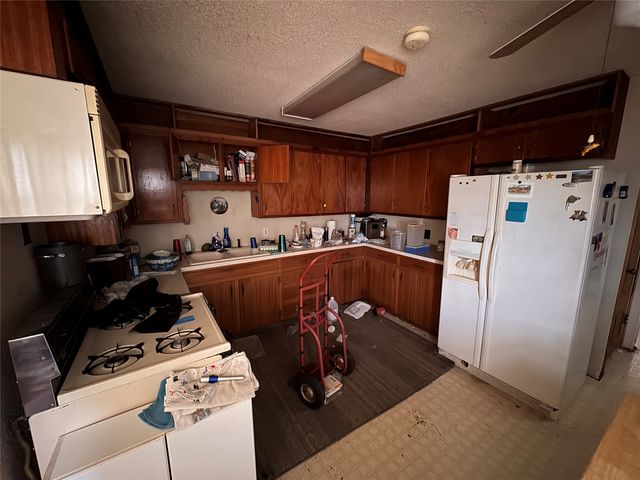 1608 Bell Avenue, Blue Mound, TX 76131