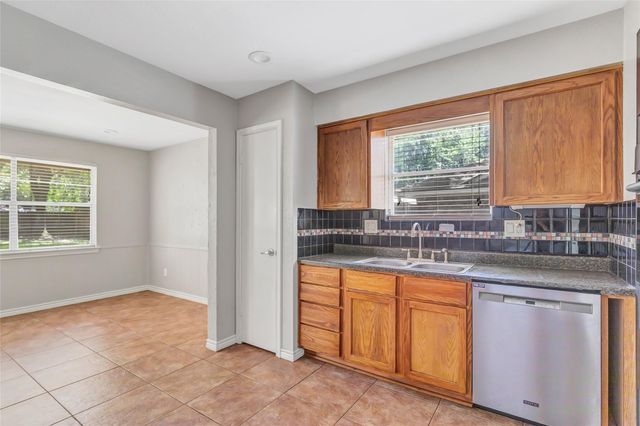 2414 Chanay Lane, Kingwood, TX 77339