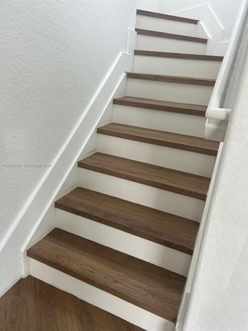 10738 NW 80th Ln, Doral, FL 33178