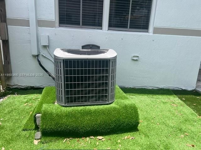 10738 NW 80th Ln, Doral, FL 33178