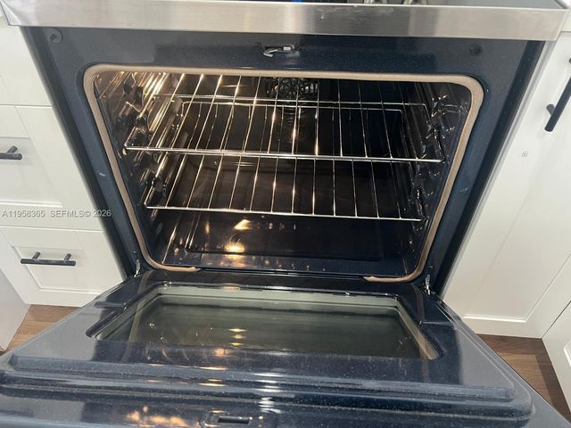 10738 NW 80th Ln, Doral, FL 33178