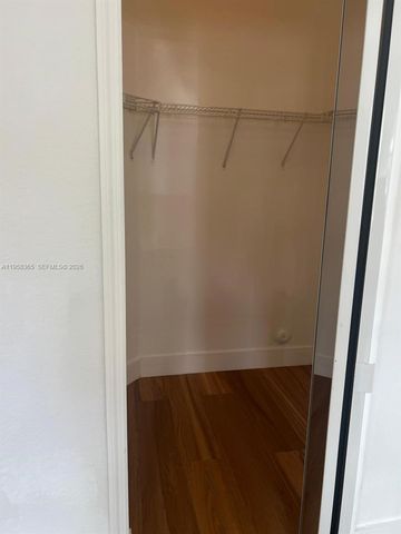 10738 NW 80th Ln, Doral, FL 33178