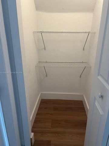 10738 NW 80th Ln, Doral, FL 33178