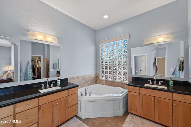 39609 N 1ST Street, Phoenix, AZ 85086