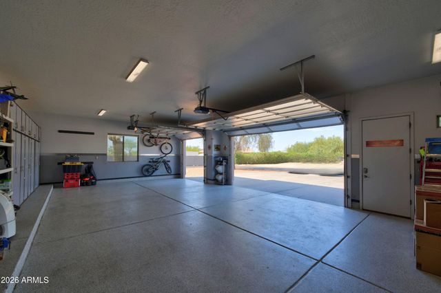 39609 N 1ST Street, Phoenix, AZ 85086