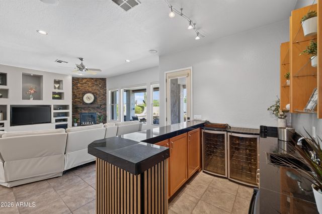39609 N 1ST Street, Phoenix, AZ 85086