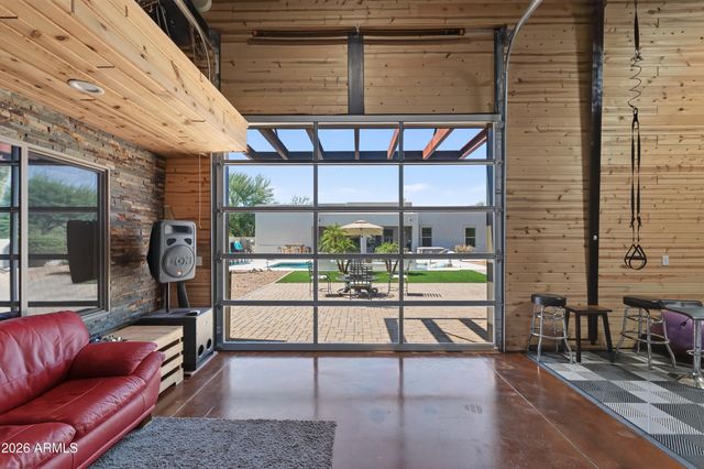 39609 N 1ST Street, Phoenix, AZ 85086