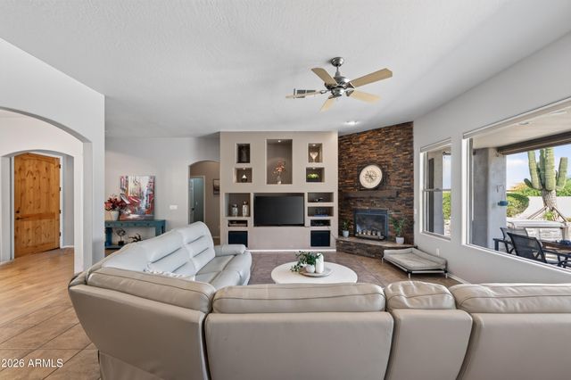 39609 N 1ST Street, Phoenix, AZ 85086