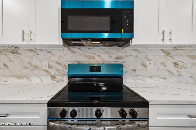 1703 WESTMINISTER Avenue, Jacksonville, FL 32210