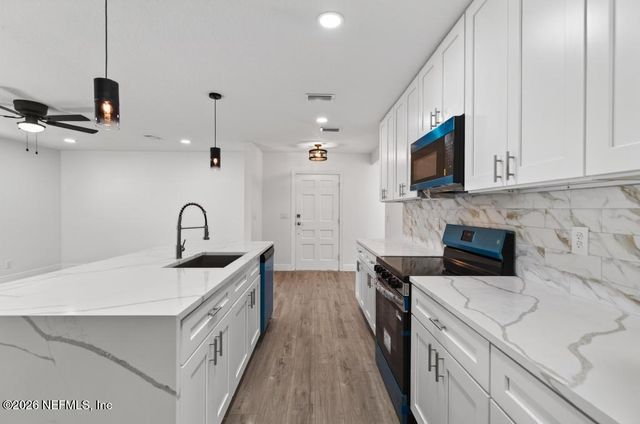 1703 WESTMINISTER Avenue, Jacksonville, FL 32210