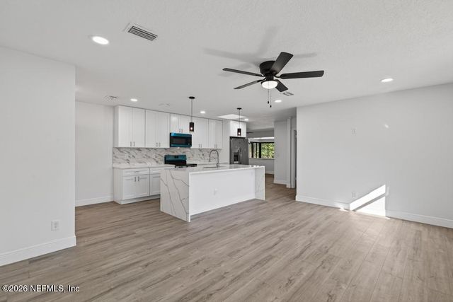 1703 WESTMINISTER Avenue, Jacksonville, FL 32210