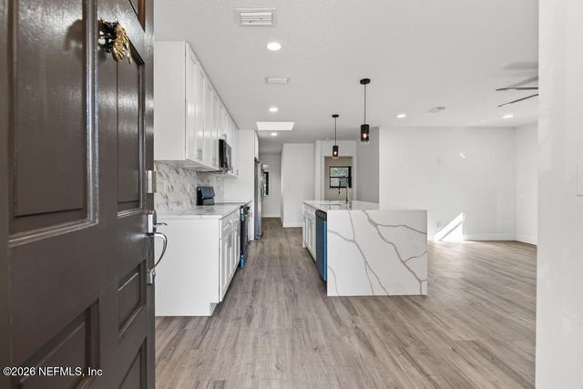 1703 WESTMINISTER Avenue, Jacksonville, FL 32210