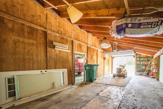 891 E Highwood Road, Beaverton, MI 48612