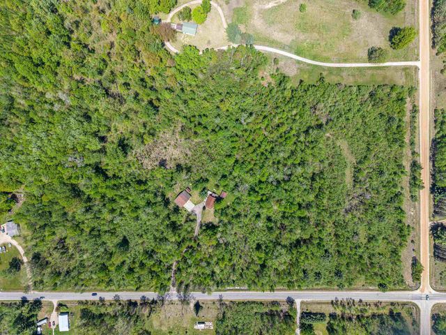 891 E Highwood Road, Beaverton, MI 48612