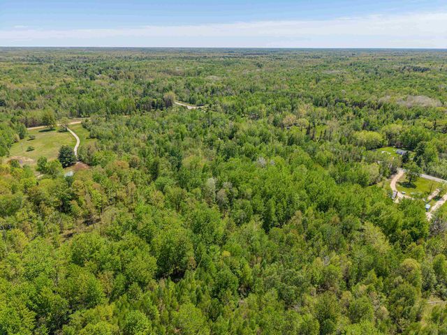 891 E Highwood Road, Beaverton, MI 48612