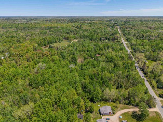 891 E Highwood Road, Beaverton, MI 48612