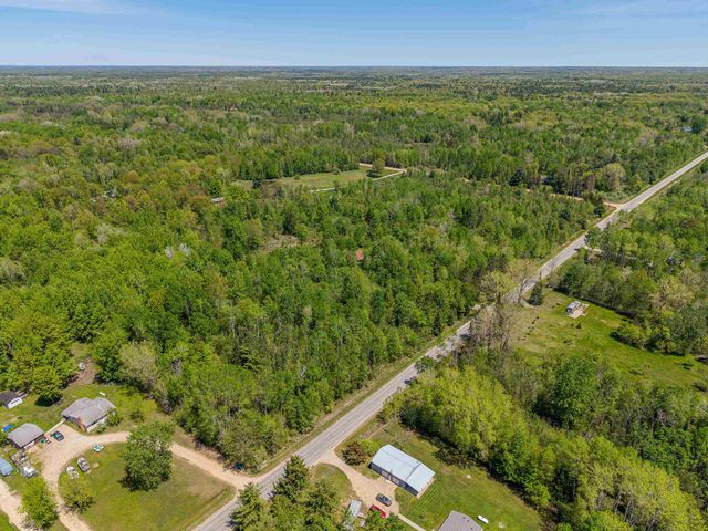 891 E Highwood Road, Beaverton, MI 48612
