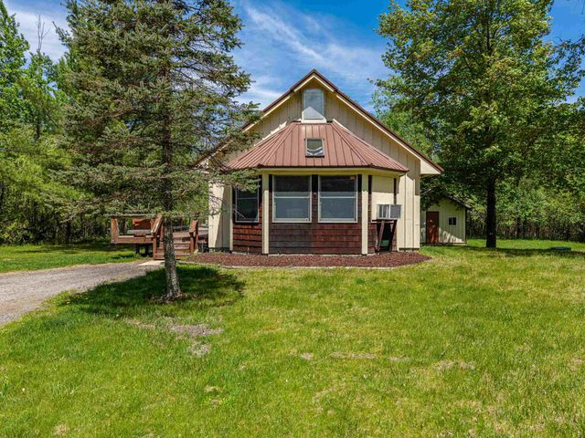 891 E Highwood Road, Beaverton, MI 48612