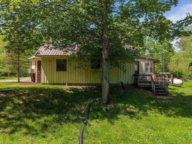 891 E Highwood Road, Beaverton, MI 48612