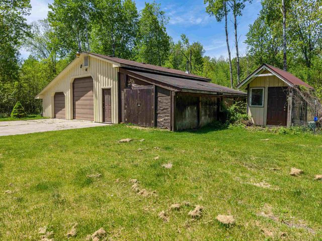 891 E Highwood Road, Beaverton, MI 48612