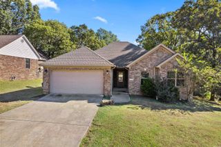 2032 N Hills Drive, Cabot, AR 72023