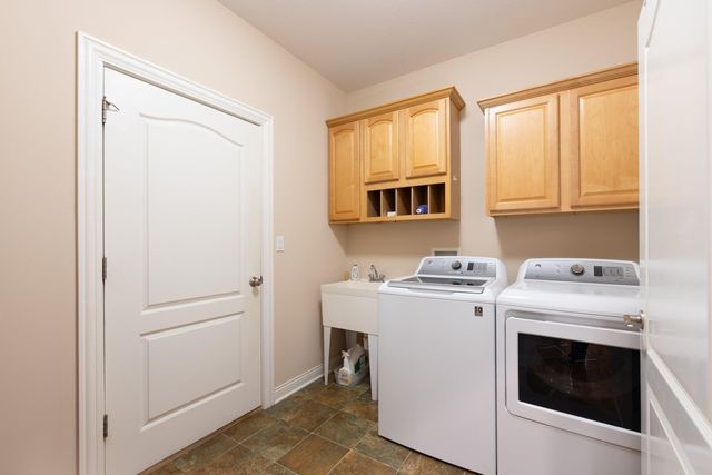 4905 INNSBRUCK WAY, Columbia, MO 65203