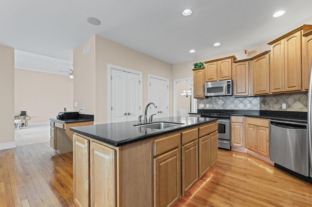 4905 INNSBRUCK WAY, Columbia, MO 65203