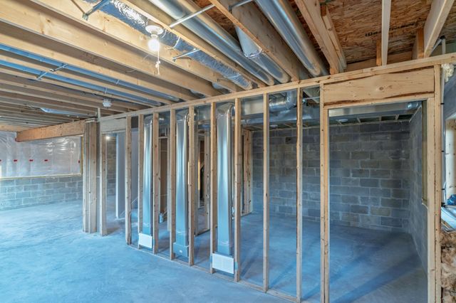 2414 15 Street SE, Rochester, MN 55904