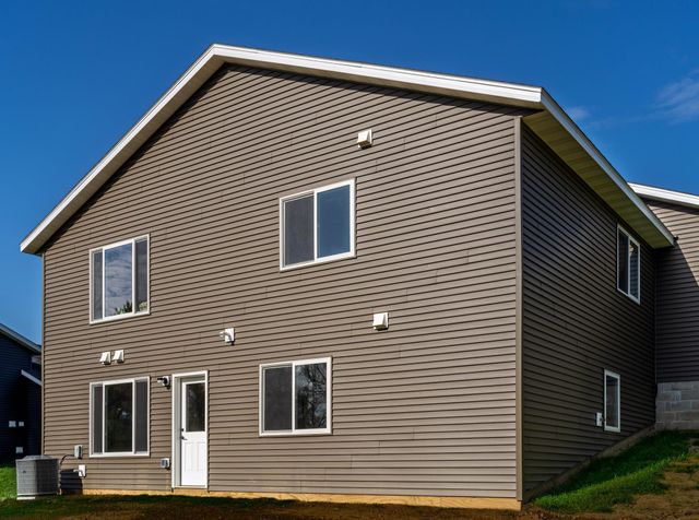 2414 15 Street SE, Rochester, MN 55904