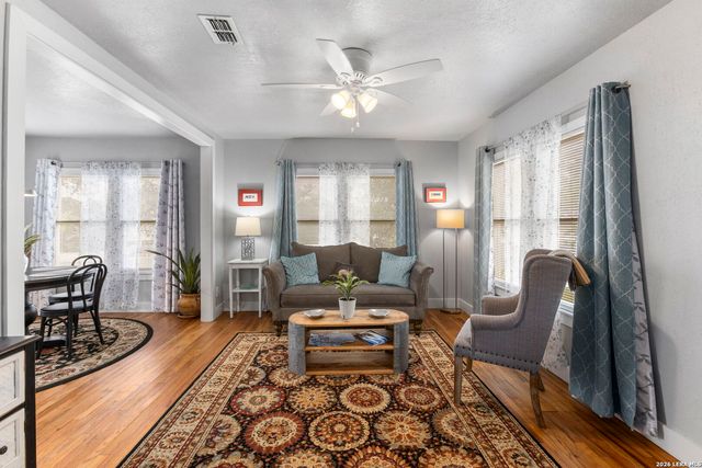19 Us Highway 87, Comfort, TX 78013