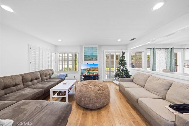 17612 Webster, Irvine, CA 92614