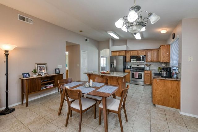 4681 W Sierra Avenue, Fresno, CA 93722