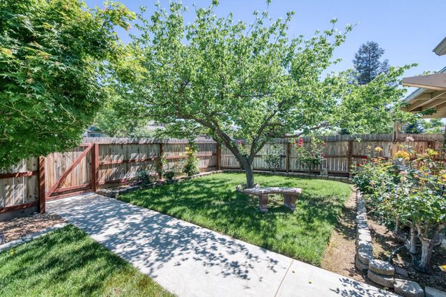 4681 W Sierra Avenue, Fresno, CA 93722