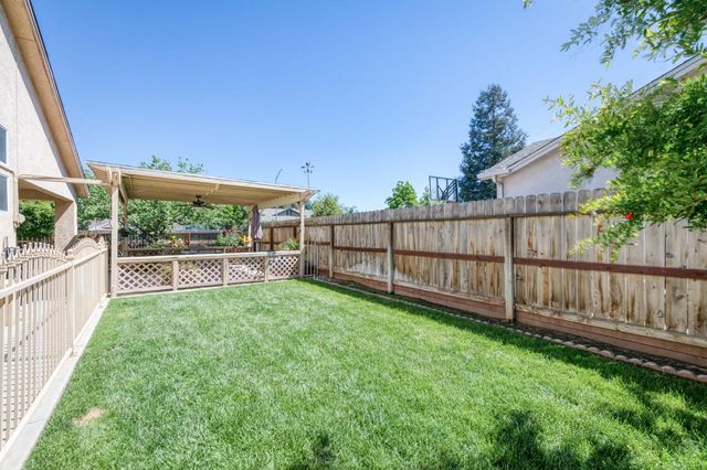 4681 W Sierra Avenue, Fresno, CA 93722