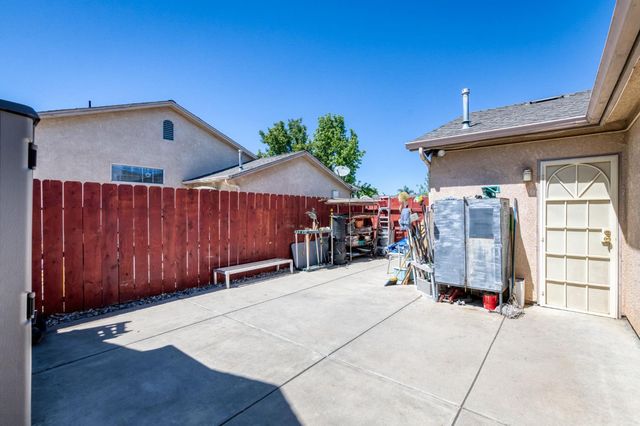 4681 W Sierra Avenue, Fresno, CA 93722