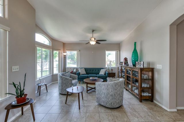 4681 W Sierra Avenue, Fresno, CA 93722