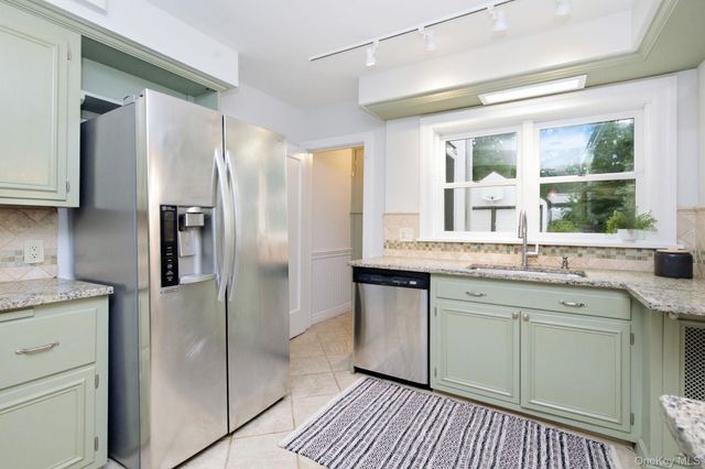 73 Greenridge Avenue, White Plains, NY 10605