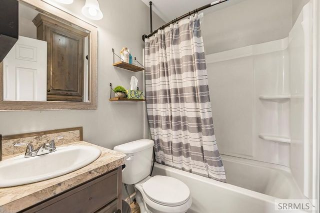 1630 N 55th E, Idaho Falls, ID 83401