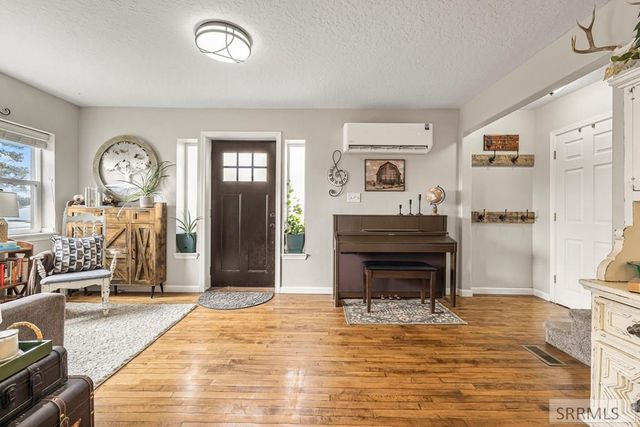 1630 N 55th E, Idaho Falls, ID 83401