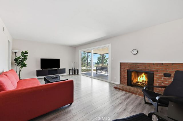 775 Ridge Drive, Glendale, CA 91206