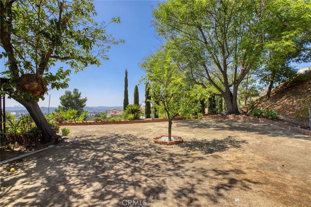 775 Ridge Drive, Glendale, CA 91206