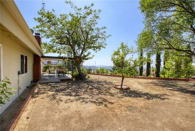 775 Ridge Drive, Glendale, CA 91206