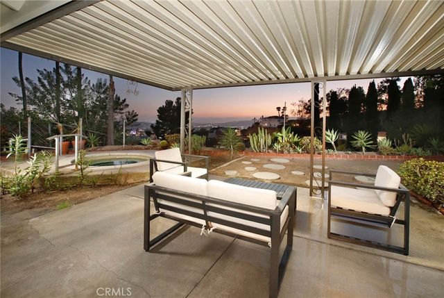 775 Ridge Drive, Glendale, CA 91206