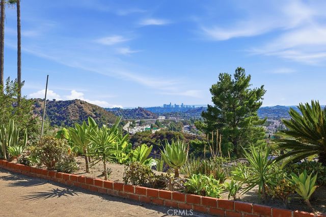 775 Ridge Drive, Glendale, CA 91206