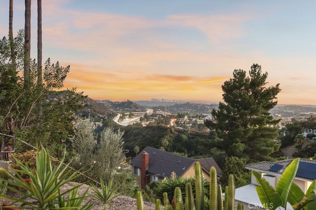 775 Ridge Drive, Glendale, CA 91206