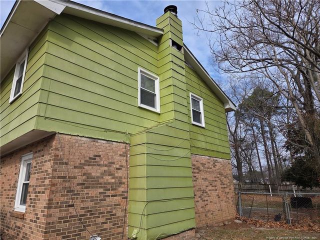 1515 Grandview Drive, Fayetteville, NC 28314