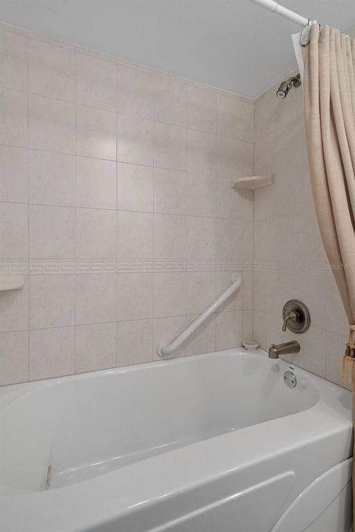 Image 26 of property listing at 1230 GULF BOULEVARD 303, Clearwater Beach, FL 33767