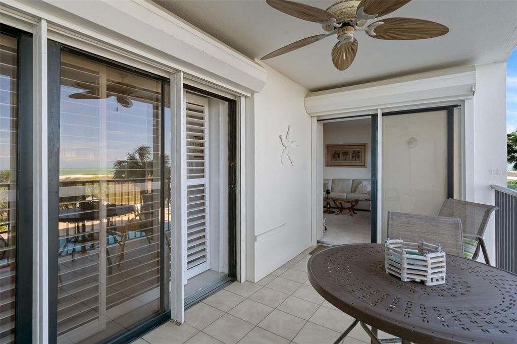 Image 33 of property listing at 1230 GULF BOULEVARD 303, Clearwater Beach, FL 33767