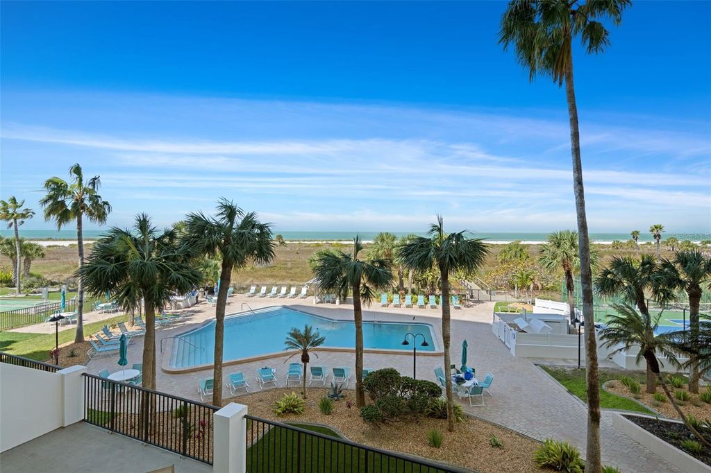 Image 34 of property listing at 1230 GULF BOULEVARD 303, Clearwater Beach, FL 33767