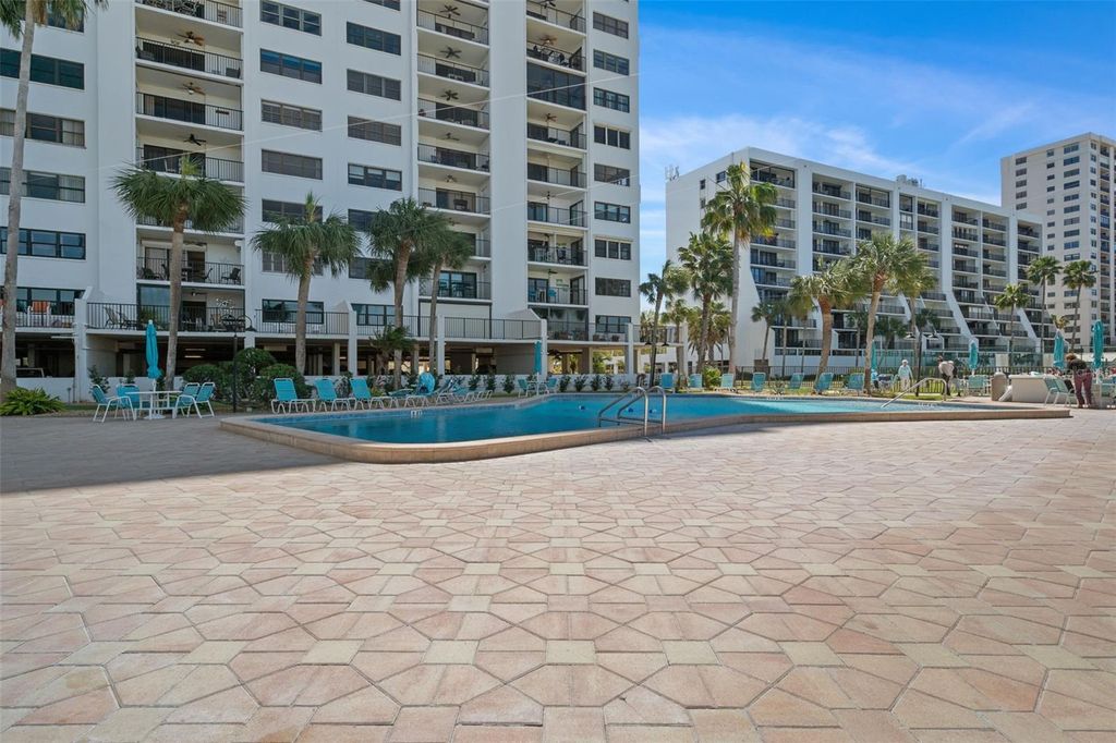 Image 43 of property listing at 1230 GULF BOULEVARD 303, Clearwater Beach, FL 33767